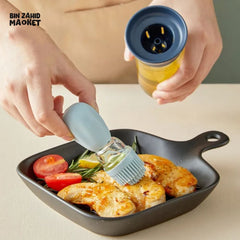 SQUEEZE OIL BRUSH BOTTLE